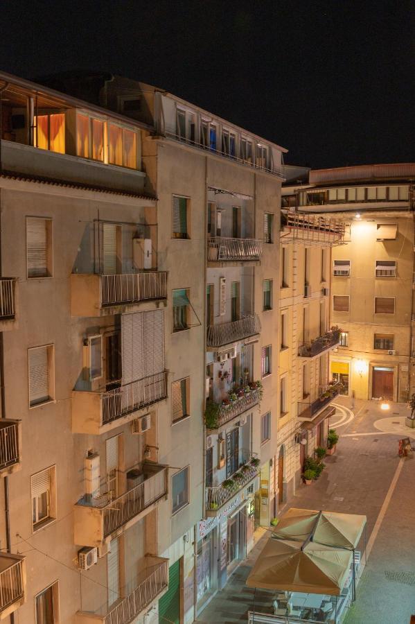 B&Business - Fibra Ultraveloce, Angolo Fitness, Smartworking & Parcheggio Coperto Su Richiesta Cosenza Exterior photo